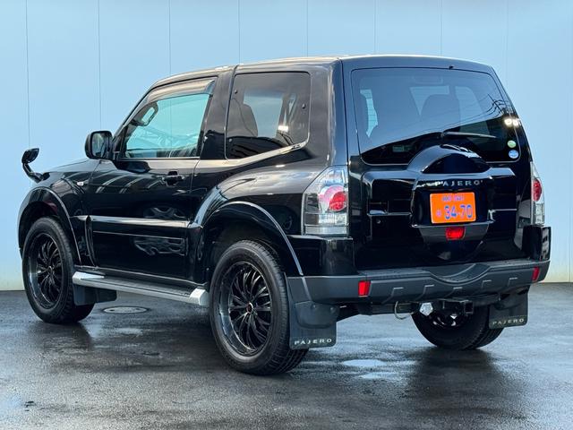 パジェロ ショート　ＶＲ－Ｉ　４ＷＤ　５速マニュアル　２０インチＡＷ　ヒッチメンバー　ＴＶ　Ｂカメラ　ＥＴＣ　ＨＩＤ（15枚目）
