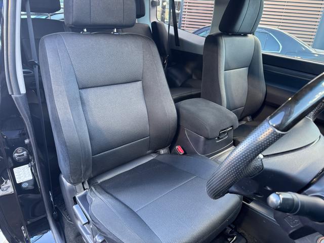 パジェロ ショート　ＶＲ－Ｉ　４ＷＤ　５速マニュアル　２０インチＡＷ　ヒッチメンバー　ＴＶ　Ｂカメラ　ＥＴＣ　ＨＩＤ（31枚目）