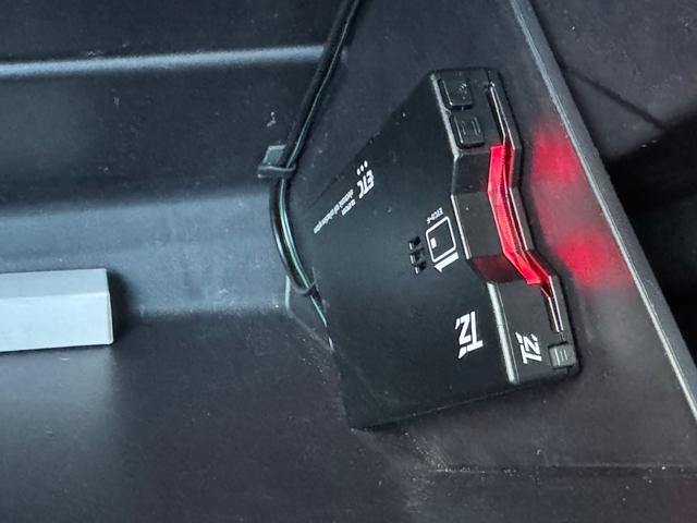 パジェロ ショート　ＶＲ－Ｉ　４ＷＤ　５速マニュアル　２０インチＡＷ　ヒッチメンバー　ＴＶ　Ｂカメラ　ＥＴＣ　ＨＩＤ（39枚目）