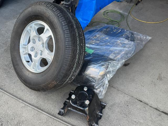 パジェロ ショート　ＶＲ－Ｉ　４ＷＤ　５速マニュアル　２０インチＡＷ　ヒッチメンバー　ＴＶ　Ｂカメラ　ＥＴＣ　ＨＩＤ（49枚目）