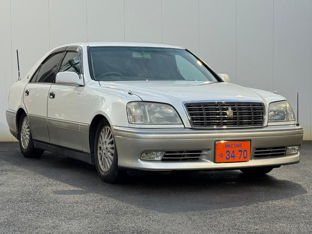 クラウン ロイヤルサルーンＧ　本革　車高調　パワーシート　ＥＴＣ　キーレス　純正マルチ（9枚目）