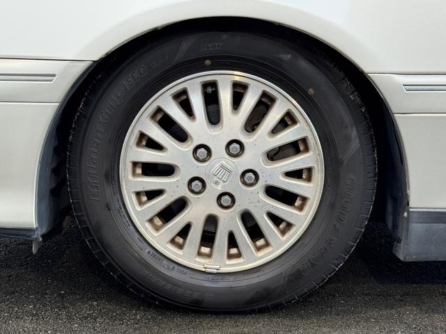 クラウン ロイヤルサルーンＧ　本革　車高調　パワーシート　ＥＴＣ　キーレス　純正マルチ（25枚目）