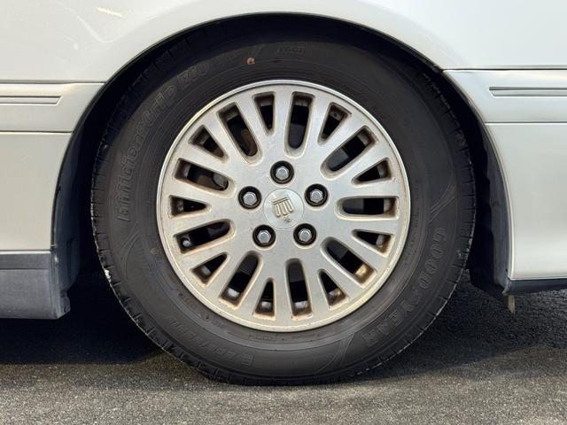 クラウン ロイヤルサルーンＧ　本革　車高調　パワーシート　ＥＴＣ　キーレス　純正マルチ（27枚目）