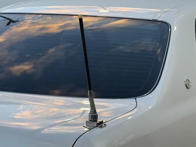 クラウン ロイヤルサルーンＧ　本革　車高調　パワーシート　ＥＴＣ　キーレス　純正マルチ（28枚目）