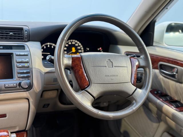 クラウン ロイヤルサルーンＧ　本革　車高調　パワーシート　ＥＴＣ　キーレス　純正マルチ（36枚目）