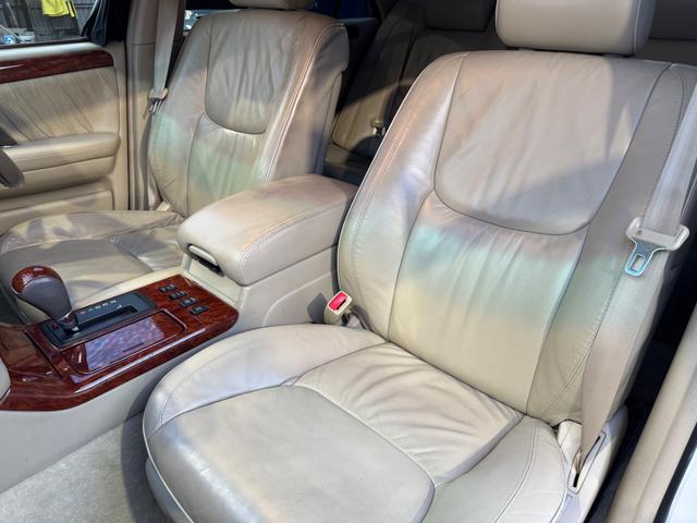 クラウン ロイヤルサルーンＧ　本革　車高調　パワーシート　ＥＴＣ　キーレス　純正マルチ（47枚目）