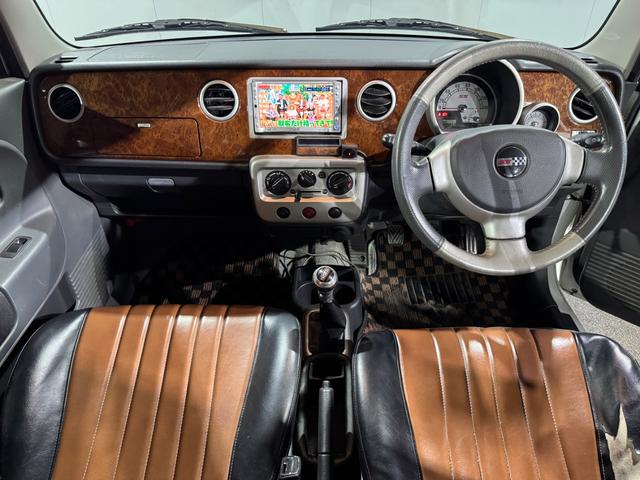 アルトラパン SS ターボ車 5速マニュアル TV(3枚目)