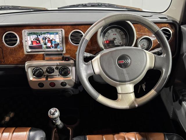 アルトラパン SS ターボ車 5速マニュアル TV(24枚目)