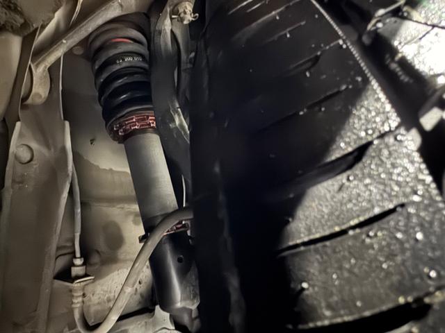 クラウンマジェスタ ３．０Ａタイプ　車高調　社外１８インチＡＷ　ＴＶ　Ｂｌｕｅｔｏｏｔｈ　パワーシート　キーレス（4枚目）