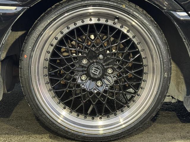 クラウンマジェスタ ３．０Ａタイプ　車高調　社外１８インチＡＷ　ＴＶ　Ｂｌｕｅｔｏｏｔｈ　パワーシート　キーレス（21枚目）