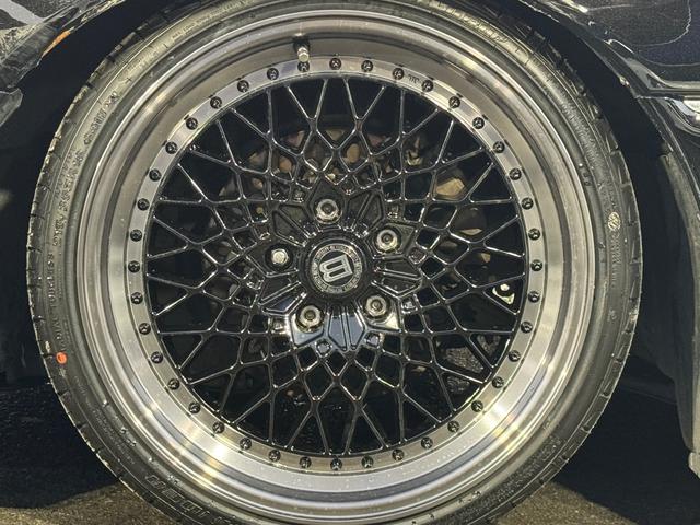 クラウンマジェスタ ３．０Ａタイプ　車高調　社外１８インチＡＷ　ＴＶ　Ｂｌｕｅｔｏｏｔｈ　パワーシート　キーレス（23枚目）