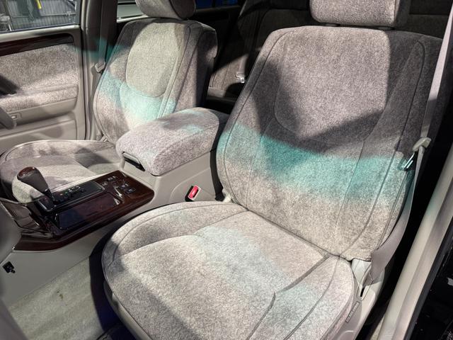 クラウンマジェスタ ３．０Ａタイプ　車高調　社外１８インチＡＷ　ＴＶ　Ｂｌｕｅｔｏｏｔｈ　パワーシート　キーレス（40枚目）