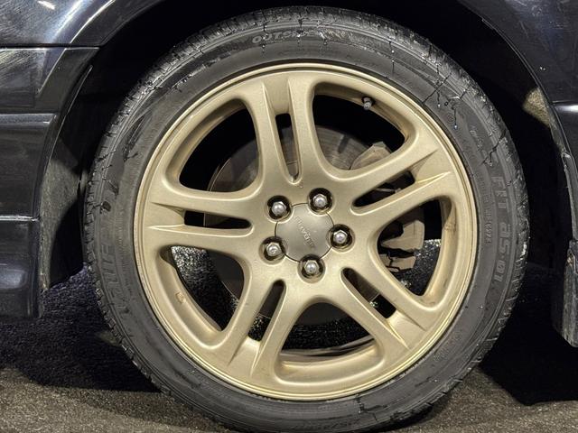 レガシィＢ４ ＲＳＫ　タイベル交換済み　ターボ車　社外マフラー　パワーシート　ハーフレザー（19枚目）