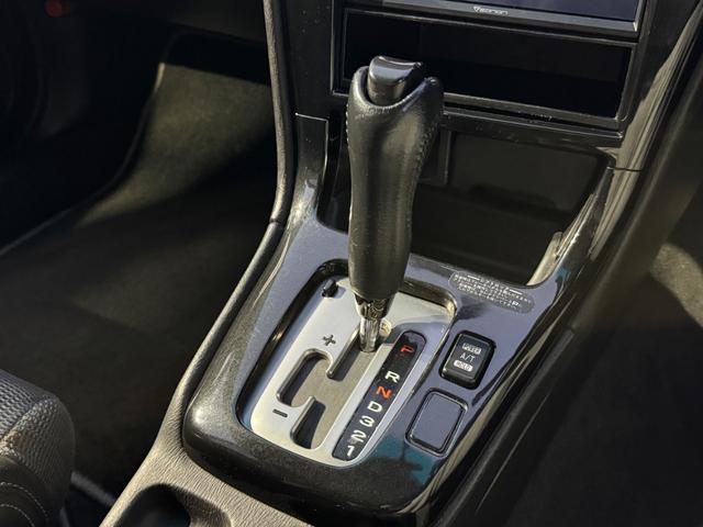 レガシィＢ４ ＲＳＫ　タイベル交換済み　ターボ車　社外マフラー　パワーシート　ハーフレザー（28枚目）