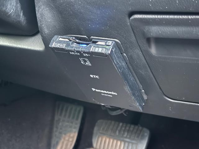 レガシィＢ４ ＲＳＫリミテッドＩＩ　ターボ車　エアロ　社外マフラー　ＴＶ　ＥＴＣ　Ｂｌｕｅｔｏｏｔｈ　ハーフレザー（37枚目）