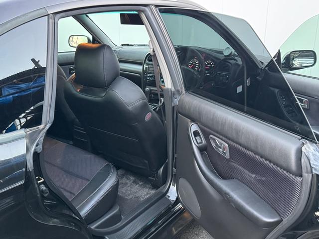 レガシィＢ４ ＲＳＫリミテッドＩＩ　ターボ車　エアロ　社外マフラー　ＴＶ　ＥＴＣ　Ｂｌｕｅｔｏｏｔｈ　ハーフレザー（41枚目）