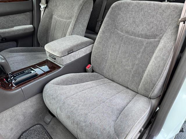 シーマ ４１Ｌ　Ｖ８エンジン　社外アルミ　純正マルチ　パワーシート　キーレス　ＥＴＣ（41枚目）