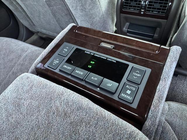 シーマ ４１Ｌ　Ｖ８エンジン　社外アルミ　純正マルチ　パワーシート　キーレス　ＥＴＣ（45枚目）