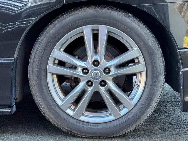 エルグランド ２５０ハイウェイスター　サンルーフ　アラウンドビューモニター　ローダウン　両側パワスラ　ＴＶ　Ｂカメラ　Ｂｌｕｅｔｏｏｔｈ　ＥＴＣ（21枚目）