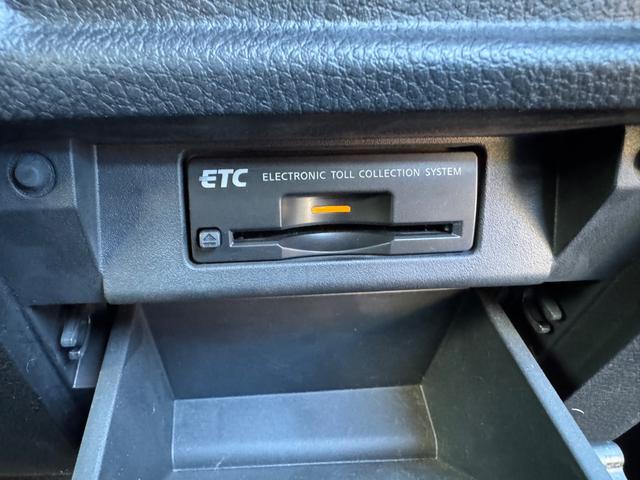 エルグランド ２５０ハイウェイスター　サンルーフ　アラウンドビューモニター　ローダウン　両側パワスラ　ＴＶ　Ｂカメラ　Ｂｌｕｅｔｏｏｔｈ　ＥＴＣ（41枚目）