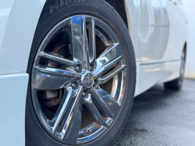 エルグランド ライダー　黒本革シート　パワーシート　本革　両側パワスラ　パワーバックドア　ＴＶ　Ｂカメラ　ＥＴＣ　Ｂｌｕｅｔｏｏｔｈ　パワーシート　シートヒーター（16枚目）