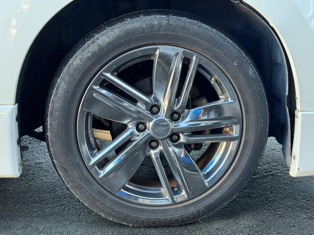 エルグランド ライダー　黒本革シート　パワーシート　本革　両側パワスラ　パワーバックドア　ＴＶ　Ｂカメラ　ＥＴＣ　Ｂｌｕｅｔｏｏｔｈ　パワーシート　シートヒーター（17枚目）