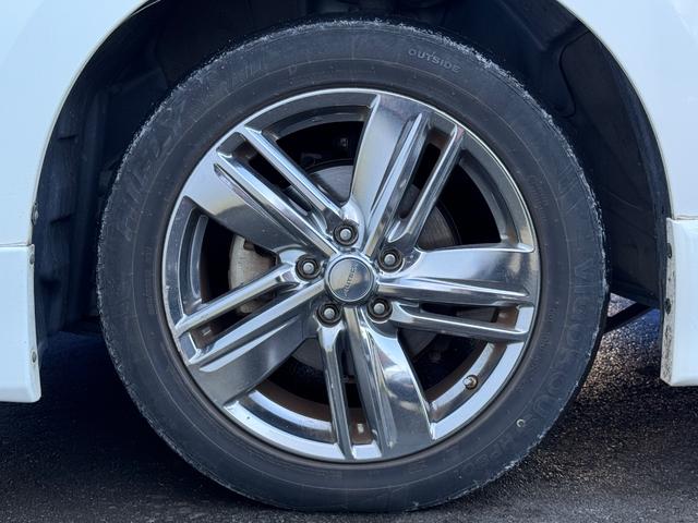 エルグランド ライダー　黒本革シート　パワーシート　本革　両側パワスラ　パワーバックドア　ＴＶ　Ｂカメラ　ＥＴＣ　Ｂｌｕｅｔｏｏｔｈ　パワーシート　シートヒーター（18枚目）