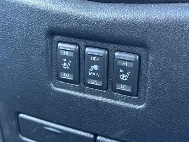 エルグランド ライダー　黒本革シート　パワーシート　本革　両側パワスラ　パワーバックドア　ＴＶ　Ｂカメラ　ＥＴＣ　Ｂｌｕｅｔｏｏｔｈ　パワーシート　シートヒーター（31枚目）