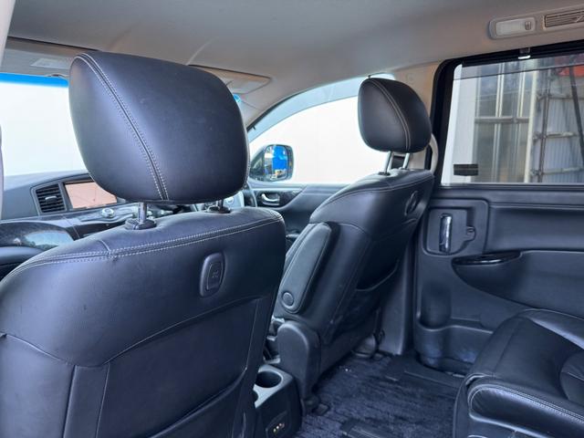 エルグランド ライダー　黒本革シート　パワーシート　本革　両側パワスラ　パワーバックドア　ＴＶ　Ｂカメラ　ＥＴＣ　Ｂｌｕｅｔｏｏｔｈ　パワーシート　シートヒーター（44枚目）