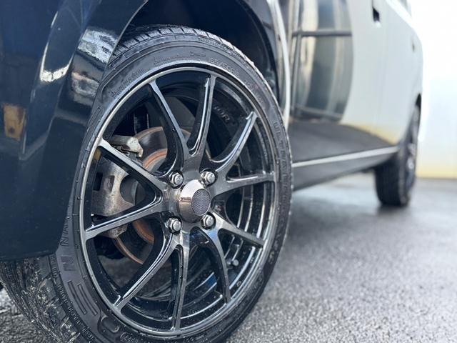 アルトラパン ＳＳ　５速マニュアル　ターボ車　社外アルミ　Ｂｌｕｅｔｏｏｔｈ　Ｂカメラ　ＬＥＤ　ドラレコ（18枚目）