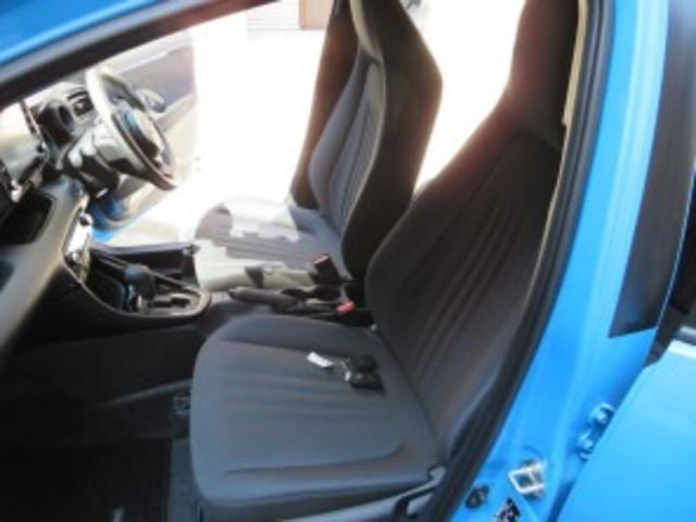 ヤリス HYBRID X(9枚目)