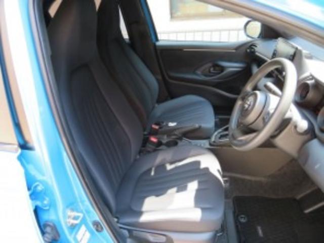 ヤリス HYBRID X(10枚目)