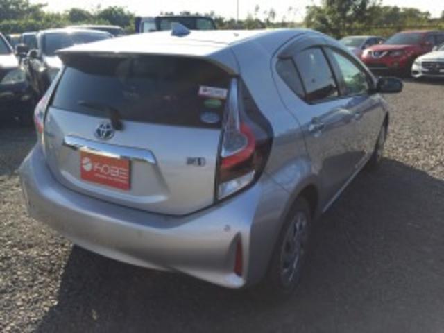 アクア Ｓ　Ｓｔｙｌｅ　Ｂｌａｃｋ　ＳＳｔｙｌｅ　Ｂｌａｃｋ，Ｓａｆｅｔｙ　Ｓｅｎｓｅ，Ｎａｖｉｇａｔｉｏｎ，ＥＴＣ，Ｂｌｕｅｔｏｏｔｈ　Ａｕｄｉｏ，　Ｈｅａｔｅｄ　Ｓｅａｔｓ，ＬＥＤ　Ｈｅａｄｌｉｇｈｔｓ，Ｓｍａｒｔ　Ｋｅｙ，（4枚目）