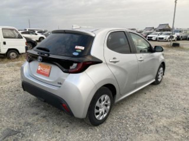 ヤリス ハイブリッドX(6枚目)