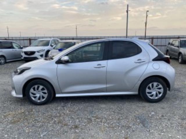 ヤリス ハイブリッドX(8枚目)