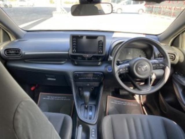 ヤリス ハイブリッドX(10枚目)