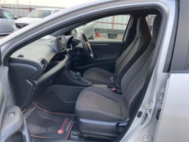 ヤリス ハイブリッドX(19枚目)