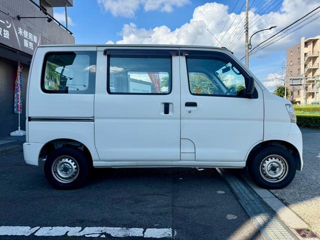 ハイゼットカーゴ スペシャル　車検整備付　走行７８００ｋｍ　エアコン動作確認済み　パワステ　両側スライドドア　軽バン　軽貨物　ＭＴ　フルフラット（17枚目）