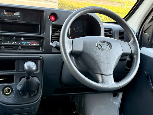 ハイゼットカーゴ スペシャル　車検整備付　走行７８００ｋｍ　エアコン動作確認済み　パワステ　両側スライドドア　軽バン　軽貨物　ＭＴ　フルフラット（26枚目）