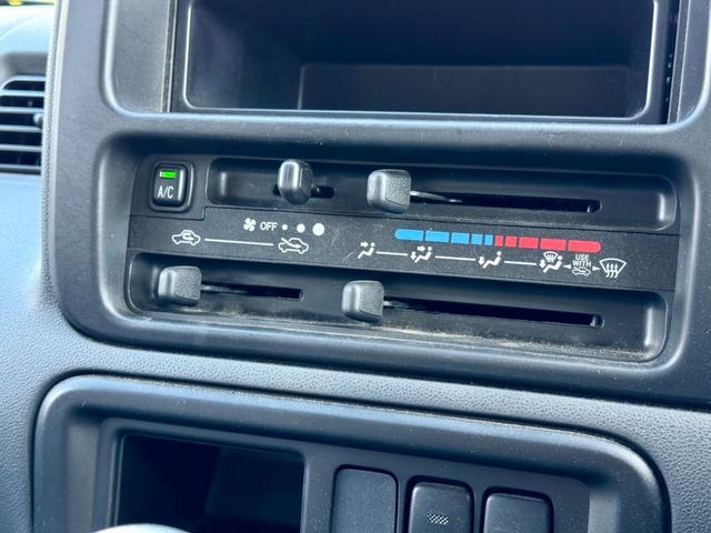 ハイゼットカーゴ スペシャル　車検整備付　走行７８００ｋｍ　エアコン動作確認済み　パワステ　両側スライドドア　軽バン　軽貨物　ＭＴ　フルフラット（33枚目）