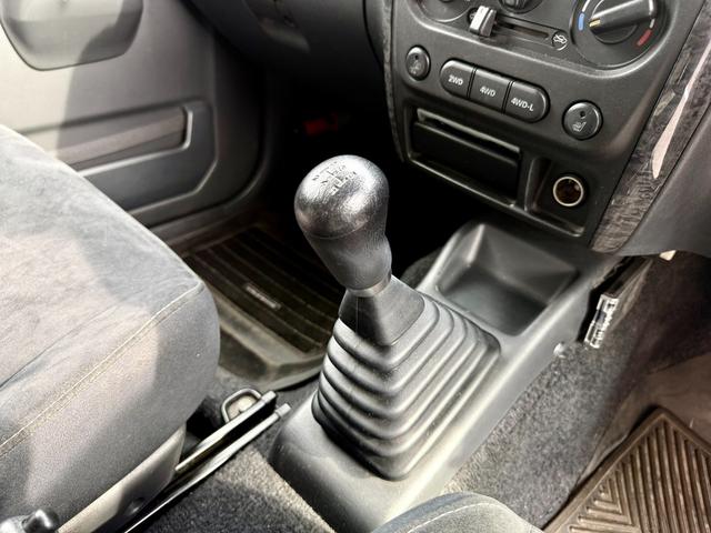 ジムニー ワイルドウインド　法定整備付　ワンオーナー　切り替え４ＷＤ　運転席側シートヒーター　Ｗエアバック　ＡＢＳ付き　パワーウインドウ　ターボ付　エアコンパワステ　キーレスエントリー　衝突安全ボディ　ＥＴＣ（33枚目）