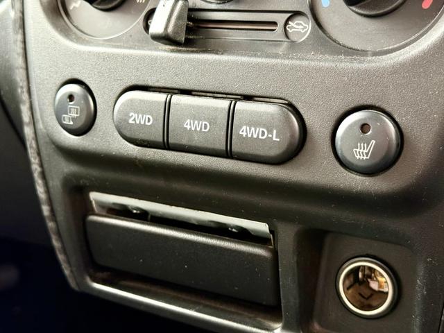 ジムニー ワイルドウインド　法定整備付　ワンオーナー　切り替え４ＷＤ　運転席側シートヒーター　Ｗエアバック　ＡＢＳ付き　パワーウインドウ　ターボ付　エアコンパワステ　キーレスエントリー　衝突安全ボディ　ＥＴＣ（36枚目）