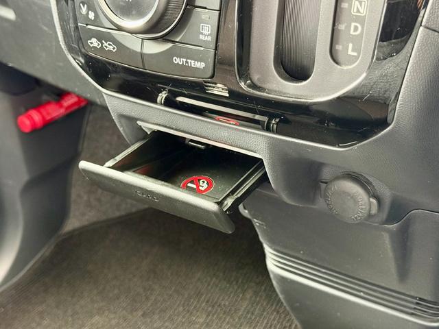 ルークス ハイウェイスター 法定整備付 ナビTV Bluetooth Bカメラ ワンオーナー 禁煙 電動スライドドア 電動格納ミラ- 地デジフルセグ セキュリティアラーム ETC付 バックモニタ- パワーウインド サイドSRS(44枚目)