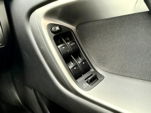 レガシィＢ４ ２．０ＧＴ　車検整備付　純正ナビ　５速ＭＴ　ターボ　ＳＴＩ４本出しマフラー　フロントスポイラー　アルミペダル　ビルシュタインサス（44枚目）