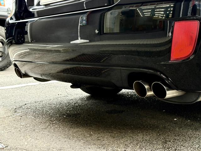 レガシィＢ４ ２．０ＧＴ　車検整備付　純正ナビ　５速ＭＴ　ターボ　ＳＴＩ４本出しマフラー　フロントスポイラー　アルミペダル　ビルシュタインサス（47枚目）