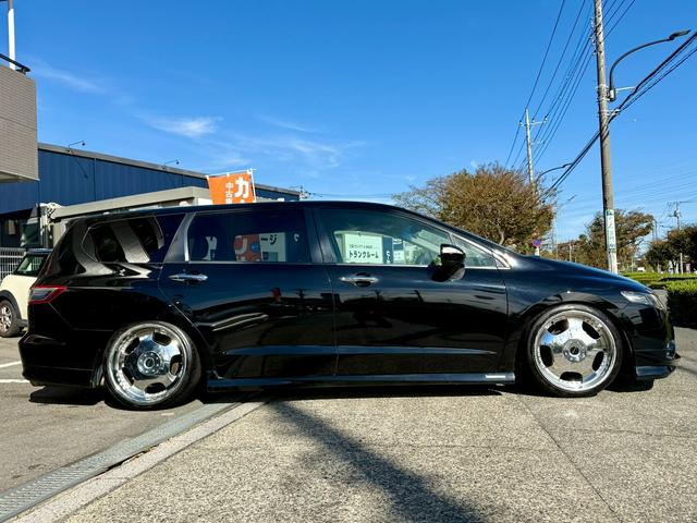 オデッセイ Mエアロパッケージ 法定整備付 ナビTV ローダウン 社外AW キーフリー ETC車載器 地デジフルセグ 横滑り防止装置 パワーウィンドウ フルオートエアコン ダブルエアコン 衝突安全ボディ フルフラット DVD エアロ(17枚目)