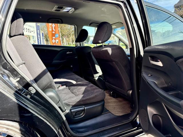 オデッセイ Mエアロパッケージ 法定整備付 ナビTV ローダウン 社外AW キーフリー ETC車載器 地デジフルセグ 横滑り防止装置 パワーウィンドウ フルオートエアコン ダブルエアコン 衝突安全ボディ フルフラット DVD エアロ(24枚目)