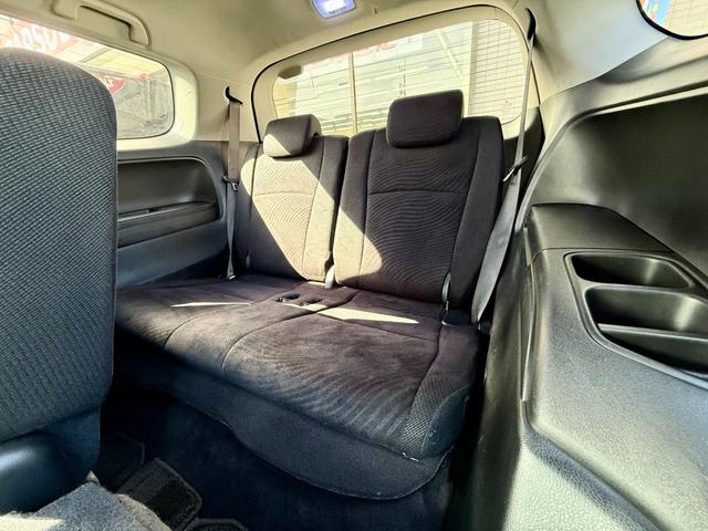 オデッセイ Mエアロパッケージ 法定整備付 ナビTV ローダウン 社外AW キーフリー ETC車載器 地デジフルセグ 横滑り防止装置 パワーウィンドウ フルオートエアコン ダブルエアコン 衝突安全ボディ フルフラット DVD エアロ(29枚目)