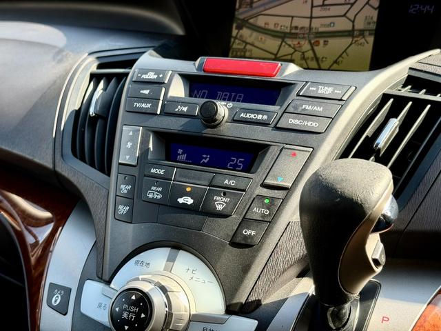 オデッセイ Mエアロパッケージ 法定整備付 ナビTV ローダウン 社外AW キーフリー ETC車載器 地デジフルセグ 横滑り防止装置 パワーウィンドウ フルオートエアコン ダブルエアコン 衝突安全ボディ フルフラット DVD エアロ(38枚目)