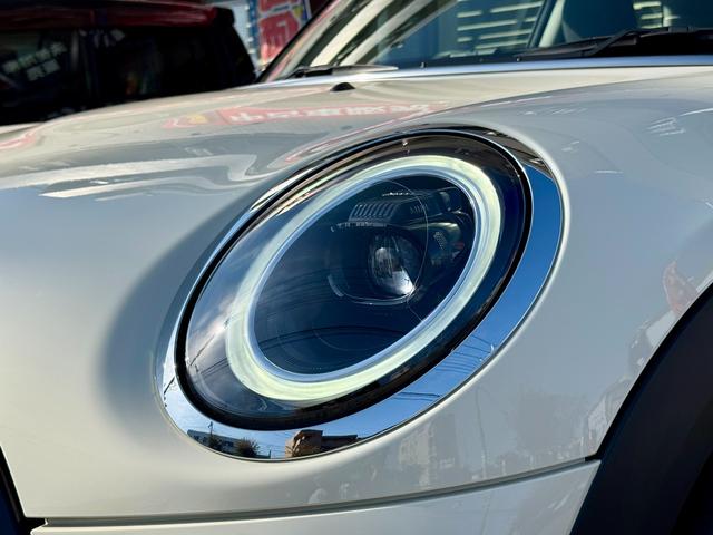 MINI クーパーD 法定整備付 純正ナビ 禁煙 ツートン Bカメラ キーレス プッシュスタート ドライブレコーダー(19枚目)